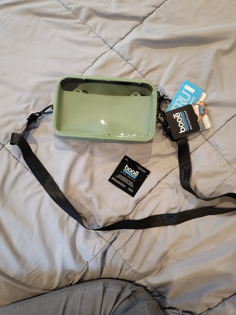 Waterproof Belt Bag in Mint Green